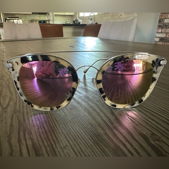 Diff Zoey Polarized Sunglasses - Picture 1 of 7
